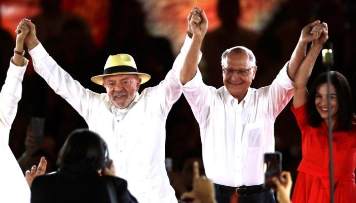 Presidente Lula e vice Geraldo Alckmin em convenção nacional do PT em SP — Foto: Edilson Dant...