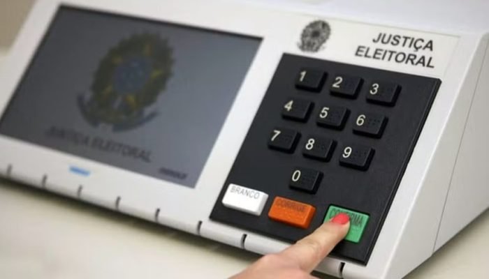 Comparecimento às urnas é registrado pelo TSE — Foto: Divulgação/TSE
