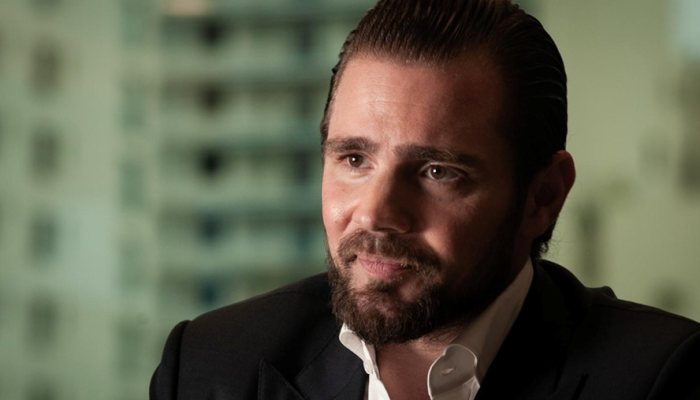 Daniel Vorcaro negocia um acordo de delação premiada e uma das contrapartidas costuma ser a dev...