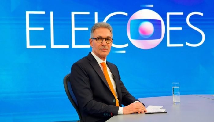 Romeu Zema é o primeiro a ser entrevistado pela TV Globo. — Foto: Globo/Manoella Mello